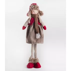 TEXTIL LÁNY, ÁLLÓ, BARNA ÉS BORDÓ RUHÁBAN, SAPKÁBAN