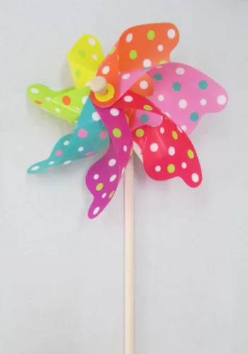 MŰANYAG SZÉLFORGÓ, MULTICOLOR, PÖTTYÖS