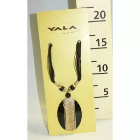   NATUR NYAKLÁNC OVÁL ALAKÚ MEDÁLLAL, SÁVOS KRÉM ÉS FEKETE