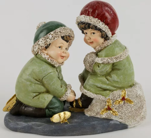 P.FIÚ ÉS LÁNY CIPŐT KÖT  15